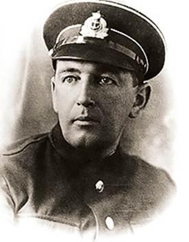 Капитан 1 ранга Борис Николаевич Апостоли (1898-1965).